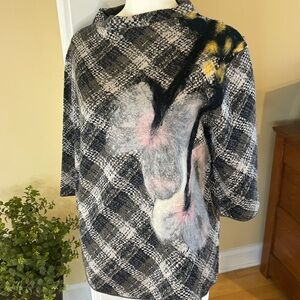 Anthropologie Troubadour Petaled Plaid Women’s Sweater